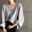 Sweatshirt feminina larga com decote 2