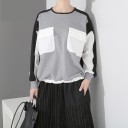 Sweatshirt feminina sem capuz com dois bolsos no peito Corte dividido em cinza, preto e branco Bainha ajustável com cordão Algodão e poliéster 1