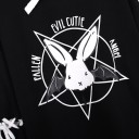 Sweatshirt oversized feminina com capuz Estampagem de coelho com asas de morcego Atacadores de fita nas mangas Laço no capuz Poliéster 4