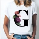 T-shirt feminina com letra 7