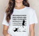 T-shirt feminina com motivo musical 1