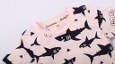 T-shirt garçon avec imprimé de requins J2538 2