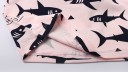 T-shirt garçon avec imprimé de requins J2538 4