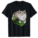 T-shirt med et print af en kat, der ligger på en vandmelon. Sjovt dyremotiv i 3D-realistisk design. Afslappet stil. Original gave til katteelskere. 1