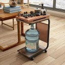 Table d'appoint 63 x 40 cm en forme de C avec sac de rangement latéral Table roulante pour ordinateur portable à côté du lit avec plateau inférieur et coins arrondis 10