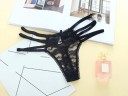 Tanga feminina de renda com tiras triplas nas laterais Parte da frente em renda e parte de trás lisa e sem costuras Nylon elástico 2