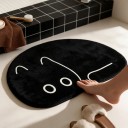 Tappetino da bagno 50 x 80 cm a forma di gatto arrotolato con fondo antiscivolo in colore nero con disegno a linee crema 9