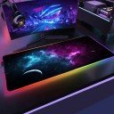 Tappetino da gioco allungato per mouse e tastiera con striscia LED 300x700x4mm motivo galassia nebula pianeta blu viola rosa per PC 2