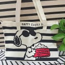 Tasche aus Canvas-Stoff mit schwarz-weißem Hunde- und Popcorn-Aufdruck. Stilvolle Einkaufstasche. Über der Schulter. Reißverschluss. Doppelte Griffe. 2
