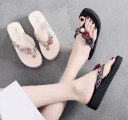 Tongs pour filles avec des fleurs 2