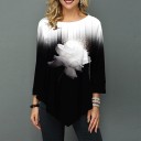 Top feminino preto e branco com flor 4