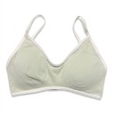 Top sportivo da donna con scollatura a V e bordi a contrasto con spalline sottili e maglia leggermente rigata per yoga e fitness 15