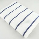 Torchon de cuisine en coton Blanc avec motif bleu Pour essuyer la vaisselle et les mains Tissu tissé avec une texture fine Dimensions 40 x 60 cm 2