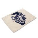 Tovaglietta con ornamento floreale 10