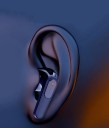 Trådløse Bluetooth-hovedtelefoner med mikrofon og støjreducerende funktion. Touch-lydstyrkekontrol. Håndfri. Vandtætte trådløse hovedtelefoner med opladningsetui. 4