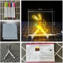 Transparente leuchtende Acryl-Zeichentafel 20 x 20 cm abwischbare Kindertafel mit Ständer 7 farbigen Markern 2