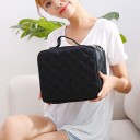 Trousse de maquillage pour femmes avec motif matelassé en losanges Trousse en nylon avec fermeture éclair et tirettes en métal 8