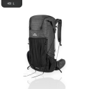 Turistický batoh 45 l s vestavěnou pláštěnkou Velikost L 28 x 18 x (65 + 25) cm Polyamid s polyethylenovými vlákny Na trekking a cestování 1