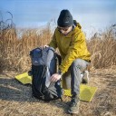 Turistický batoh 45 l s vestavěnou pláštěnkou Velikost M 26 x 18 x (60 + 30) cm Polyamid s polyethylenovými vlákny Na trekking a kempink 4