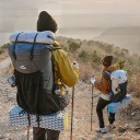 Turistický batoh 60 l s vestavěnou pláštěnkou Velikost L 28 x 21 x (65 + 37) cm Polyamid s polyethylenovými vlákny Na expedice a kempink 3