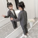 Tytön ruudullinen puku 4