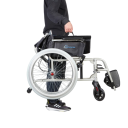Ultralehký skládací invalidní vozík ENCAREFOR 5,8 kg šířka sedu 51 cm pro dospělé přenosný černá a světle modrá s držákem nápojů 5