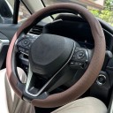 Ultratenký potah na volant 36 až 38 cm z perforovanej kože Kulatý tvar O Prodyšný a protiskluzový potah do auta 5