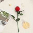 Umelá ruža 2v1 krabička na prsteň 25 cm sametový povrch červená romantické balenie zásnubný prsteň zásnubný dar 4