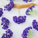 Umělé dekorační květiny drobné květní svazky 7 cm hedvábí květinová dekorace do věnců aranžmá svatebních ozdob interiéru 4