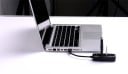 USB 2.0 hub med 4 porte og blå LED indikator Udvidelse af porte til bærbar og stationær computer Kompakt sort hub med kabel 8