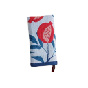 Utěrka na ręce chłonna i szybkoschnąca 34 x 40 cm czterowarstwowa bawełniana gaza jasnoniebieska z czerwonymi owocami dekoracyjna do kuchni 3