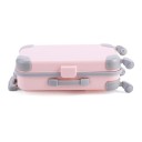 Valigia da viaggio in miniatura per bambola su quattro ruote con manico per il traino Plastica rosa chiaro con angoli grigi Dimensioni 13,5 x 8 cm 3