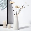 Vase en plastique 22x7x8 cm Texture blanche mate Forme haute et étroite Style nordique Imitation céramique Décoration moderne sans fleurs 2