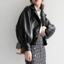Veste courte femme en simili cuir Coupe oversize ample Col à revers large Fermeture à boutons-pression Grandes poches et manches bouffantes 4