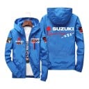Veste imperméable pour homme avec capuche et fermeture éclair avec impression dans le style de course de motard sur la poitrine 1
