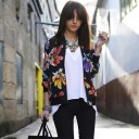 Veste légère pour femmes avec des fleurs 3