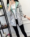 Veste pour femme réversible avec capuche pour le printemps et l'automne Côté uni et imprimé de bande dessinée Fermeture éclair Polyester 12