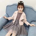 Vestido de niña y chaqueta de cuero 2