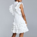 Vestido de renda com folhos 3