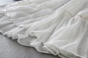 Vestido de verão boho branco para senhora com inserções de renda Fecho de botões Decote em V e mangas longas Saia com volantes Algodão e poliéster 5