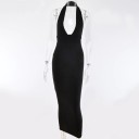 Vestido largo de mujer con escote profundo. 3