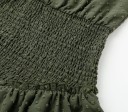 Vestido mini de cuello alto con volantes 8
