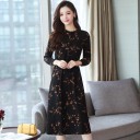 Vestido preto com flores para senhora 4