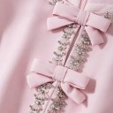 Vestidos de senhora com mangas curtas e laços e bainha decorada com decote redondo e saia em A para uso social e diário 7