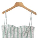 Vestidos midi de mujer con tirantes finos, corsé y escote en forma de corazón, a rayas verdes con pequeñas flores para el verano 11