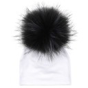 Vinterhatt för barn med pompoms J3027 2