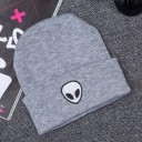 Vinterhue med alienprint 5
