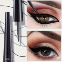 Voděodolná tekutá oční linka v černé barvě 10 cm s tenkým štětcem dlouhotrvající a nesmazatelná pro výrazný a precizní make-up očí 5