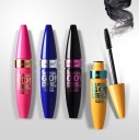 Volumgivende sort 3D mascara 2