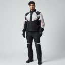 Waterdichte motorset jas en broek Jas met hoge kraag en zak met klep Broek met elastische taille Zwartgrijs met rode accenten 2